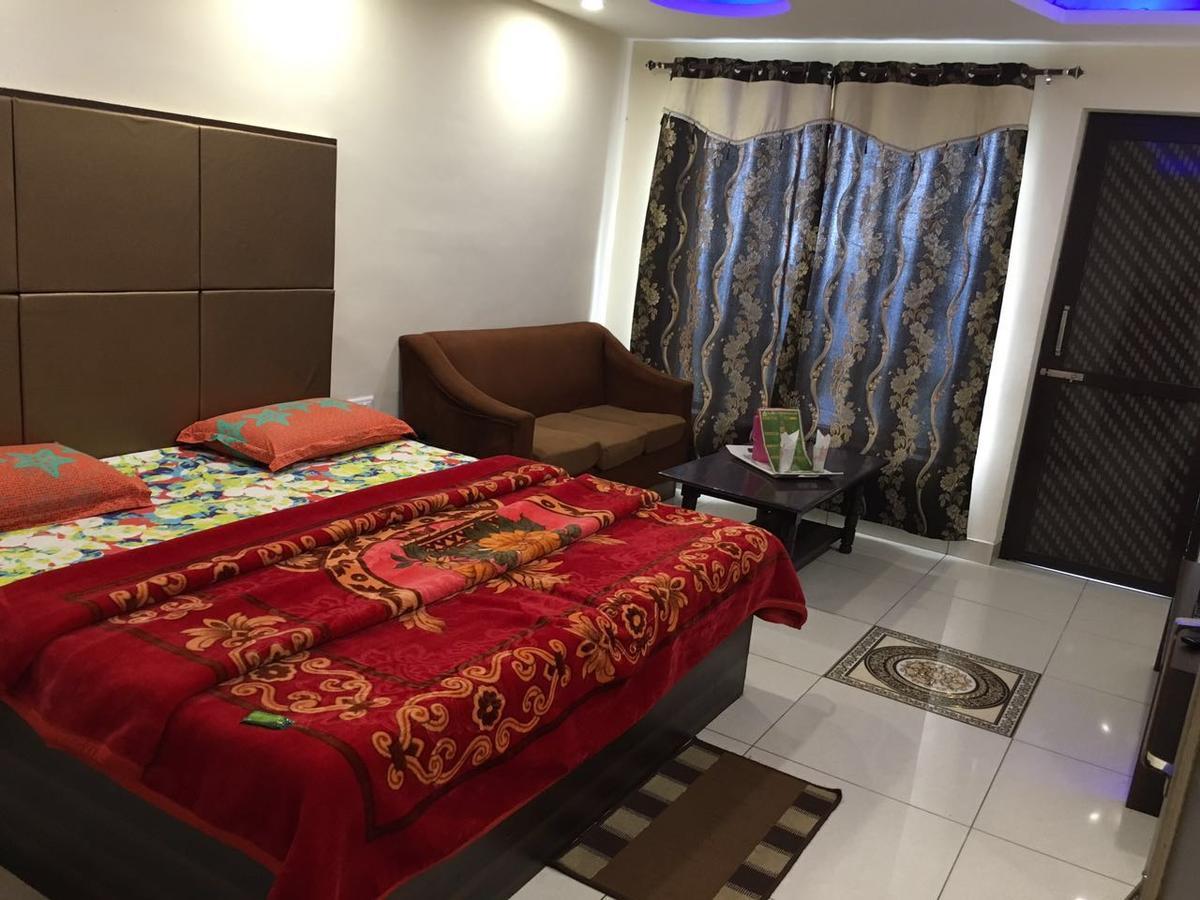 דלהאוזי Hotel Bombay Palace מראה חיצוני תמונה