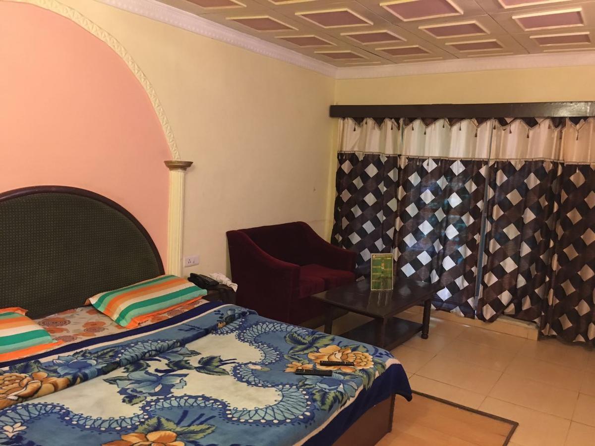 דלהאוזי Hotel Bombay Palace מראה חיצוני תמונה